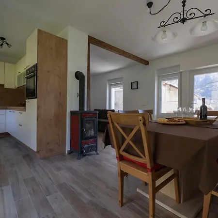 Apartma Hci Planin Bovec